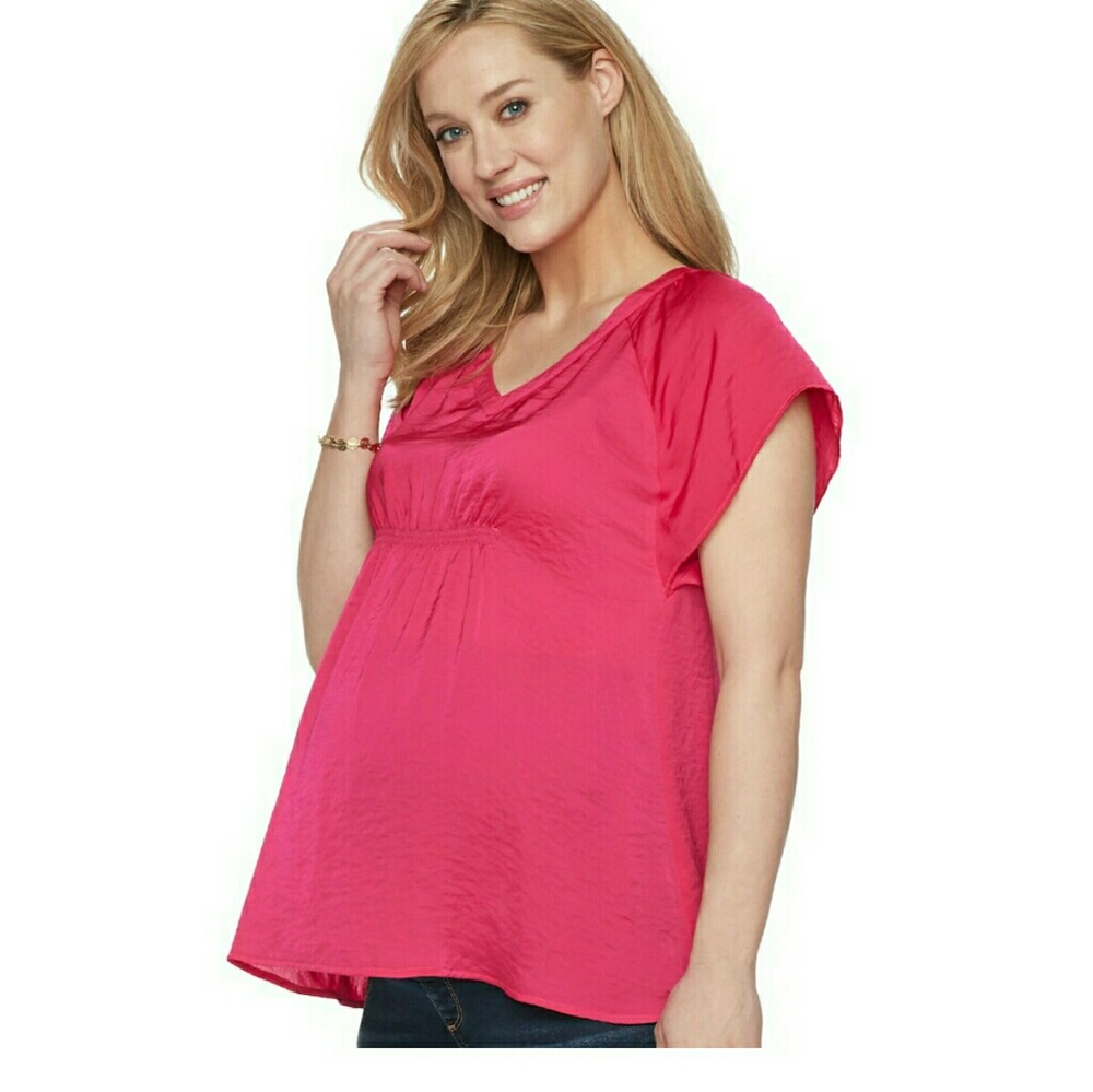 🌟B2G1 NWT Short Sleeve Maternity Top Pink